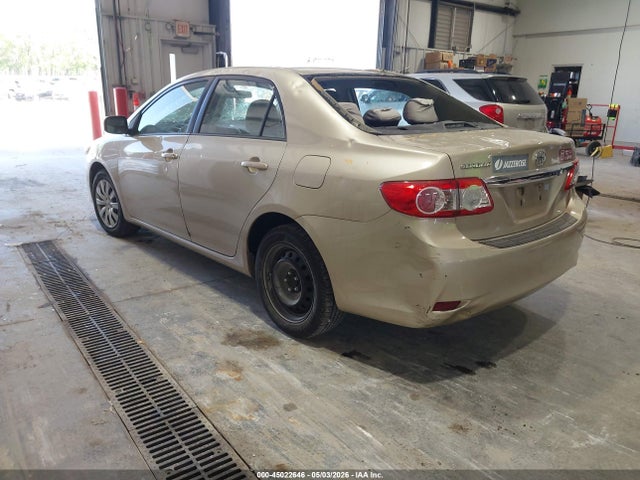 45022646 :رقم المزاد ، 5YFBU4EE7CP031491 vin ، 2012 Toyota Corolla Le مزاد بيع