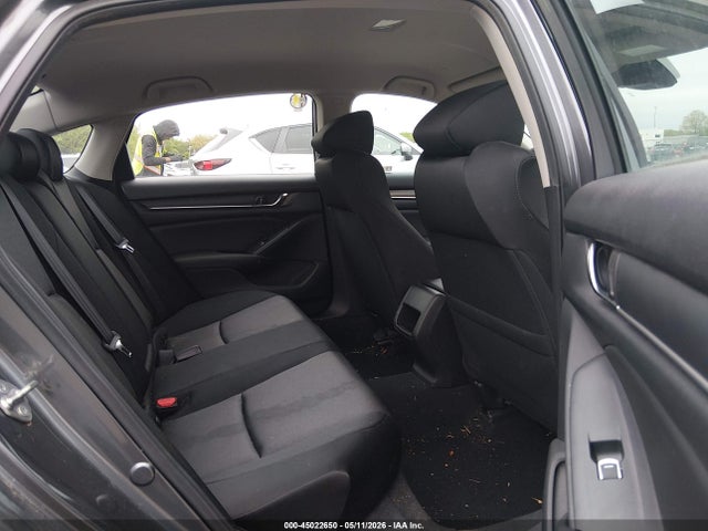 45022650 :رقم المزاد ، 1HGCV1F18KA120874 vin ، 2019 Honda Accord Lx مزاد بيع