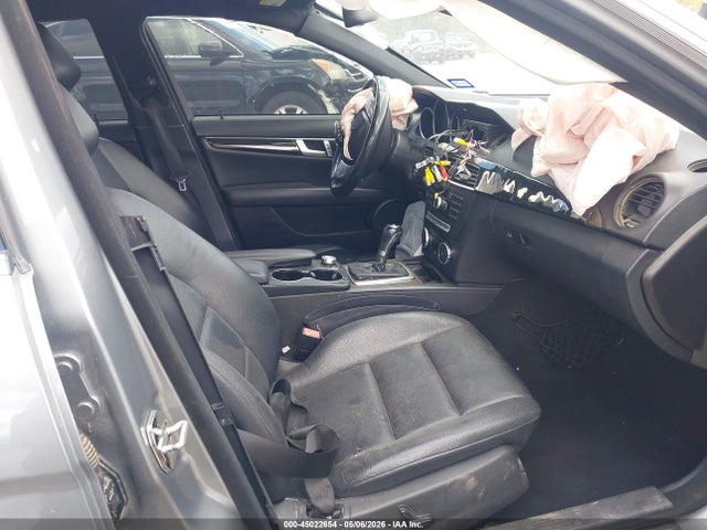 Aukcja sprzedaży 2013 Mercedes-benz C 250 Sport, vin: WDDGF4HB1DR300681, numer aukcji: 45022654
