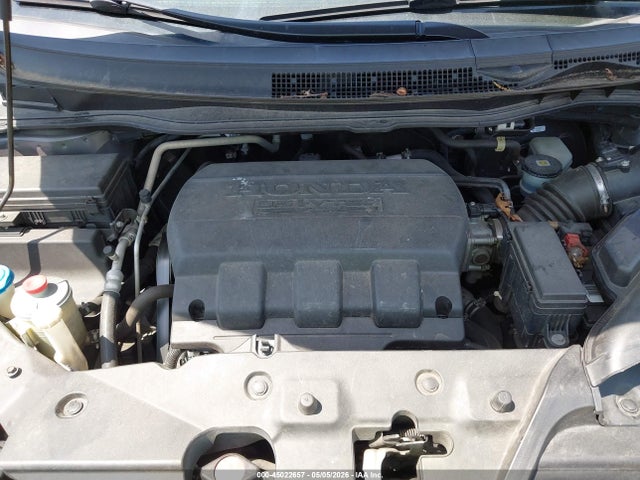 45022657 :رقم المزاد ، 5FNRL5H63FB085768 vin ، 2015 Honda Odyssey Ex-l مزاد بيع