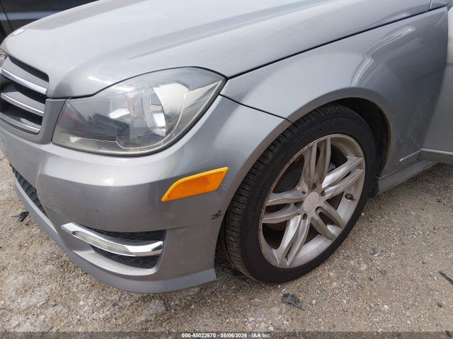 45022670 :رقم المزاد ، WDDGF4HB7ER304915 vin ، 2014 Mercedes-benz C 250 Sport مزاد بيع