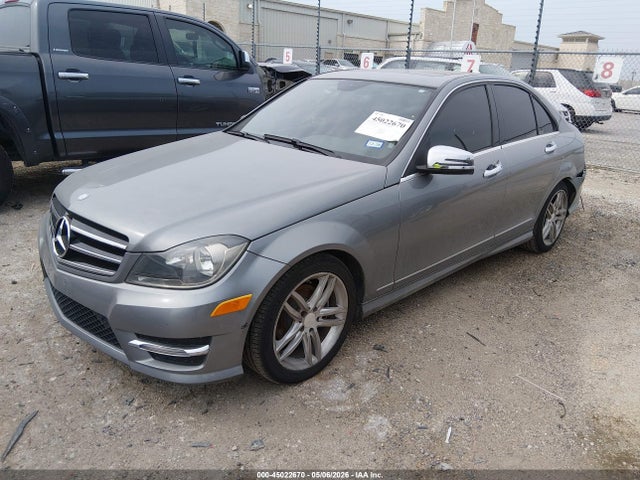 45022670 :رقم المزاد ، WDDGF4HB7ER304915 vin ، 2014 Mercedes-benz C 250 Sport مزاد بيع
