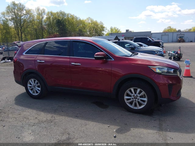 45022673 :رقم المزاد ، 5XYPG4A37KG576479 vin ، 2019 Kia Sorento 2.4l Lx مزاد بيع