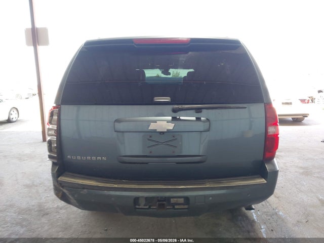 45022678 :رقم المزاد ، 3GNFK16Y18G233309 vin ، 2008 Chevrolet Suburban 1500 Lt مزاد بيع