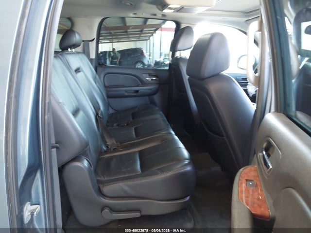 45022678 :رقم المزاد ، 3GNFK16Y18G233309 vin ، 2008 Chevrolet Suburban 1500 Lt مزاد بيع