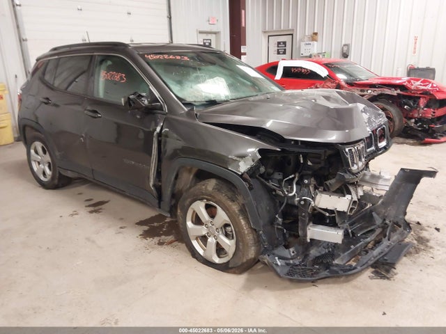45022683 :رقم المزاد ، 3C4NJDBB1LT204595 vin ، 2020 Jeep Compass Latitude 4x4 مزاد بيع