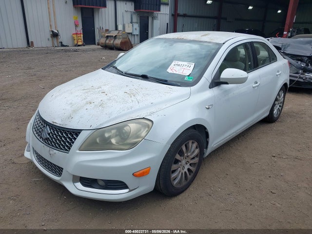 2010 Suzuki Kizashi Se მანქანა იყიდება აუქციონზე, vin: JS2RE9A30A6100898, აუქციონის ნომერი: 45022731