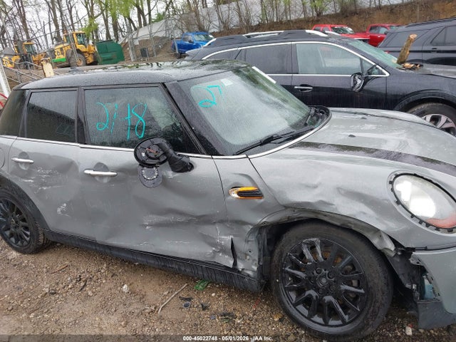 Aukcja sprzedaży 2016 Mini Hardtop Cooper, vin: WMWXU1C5XG2D10977, numer aukcji: 45022748