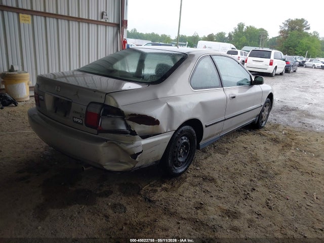 45022755 :رقم المزاد ، 1HGCD7235TA027776 vin ، 1996 Honda Accord Lx مزاد بيع