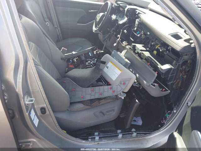 5TDGBRCH8MS064045 Toyota Highlander Hybrid Xle