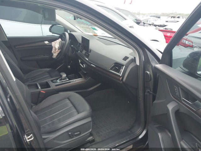 WA1AAAFY8M2118208 Audi Q5 Premium 45 Tfsi Quattro S Tronic