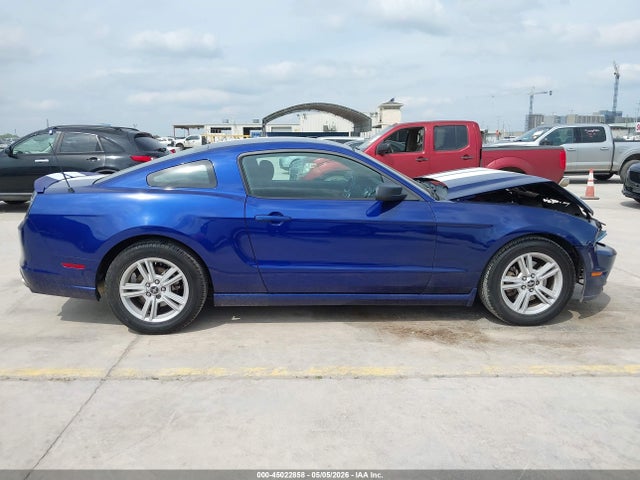 Продажа на аукционе авто 2014 Ford Mustang V6, vin: 1ZVBP8AM1E5250584, номер лота: 45022858