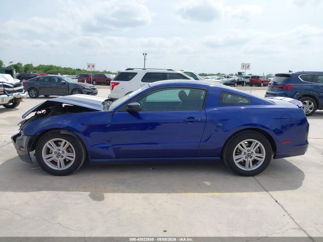 Продажа на аукционе авто 2014 Ford Mustang V6, vin: 1ZVBP8AM1E5250584, номер лота: 45022858