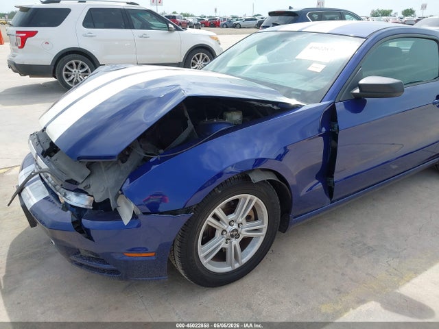 Продажа на аукционе авто 2014 Ford Mustang V6, vin: 1ZVBP8AM1E5250584, номер лота: 45022858