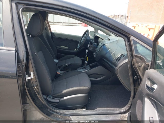 Aukcja sprzedaży 2016 Kia Forte Lx, vin: KNAFX4A65G5590559, numer aukcji: 45022917