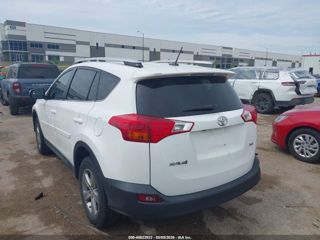 Продажа на аукционе авто 2015 Toyota Rav4 Xle, vin: 2T3WFREVXFW212832, номер лота: 45022922