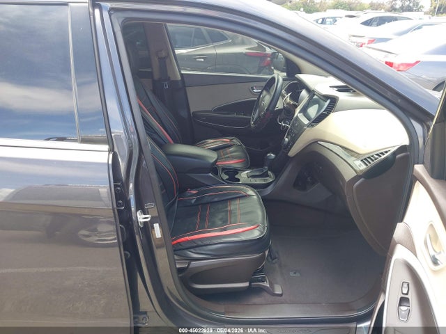 Продаж на аукціоні авто 2018 Hyundai Santa Fe Sport 2.4l, vin: 5XYZT3LB5JG563389, номер лоту: 45022929