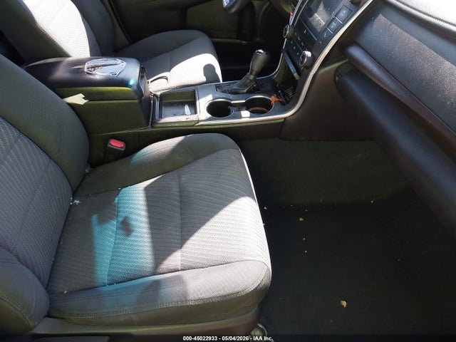Продажа на аукционе авто 2017 Toyota Camry Le, vin: 4T1BF1FK4HU386363, номер лота: 45022933