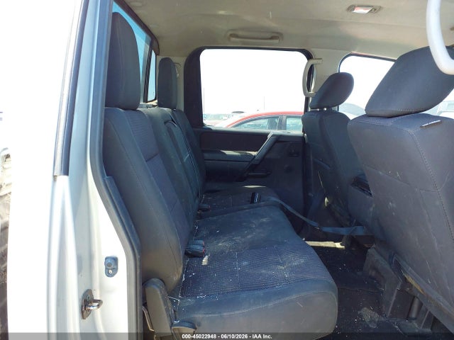 45022948 :رقم المزاد ، 1N6AA0EK7CN301817 vin ، 2012 Nissan Titan Sv مزاد بيع