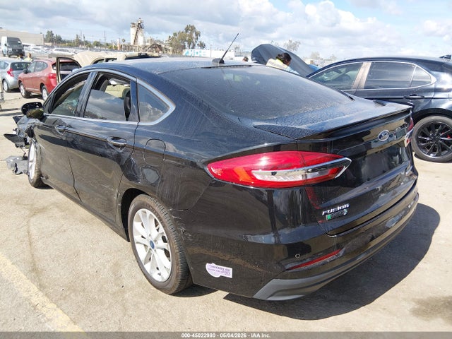 Ford Fusion Energi Titanium 2019 3FA6P0SU0KR232368 Image 3