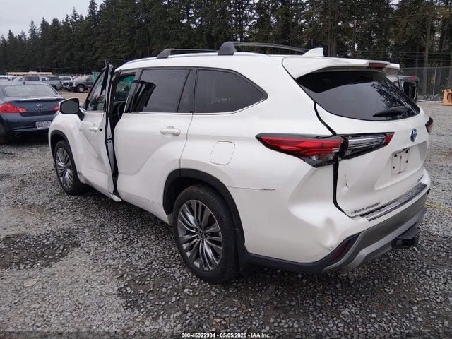 Toyota Highlander Hybrid Platinum 2021 5TDEBRCH5MS052233 Image 3