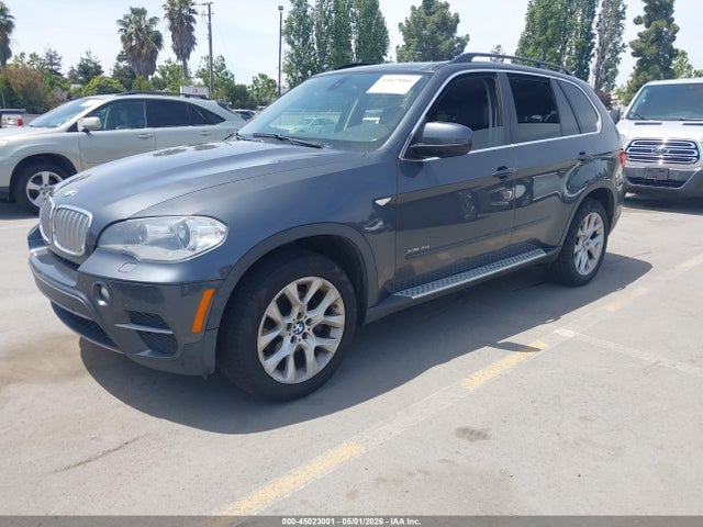 2013 Bmw X5 Xdrive35i/xdrive35i Premium/xdrive35i Sport Activity მანქანა იყიდება აუქციონზე, vin: 5UXZV4C51D0E11051, აუქციონის ნომერი: 45023001