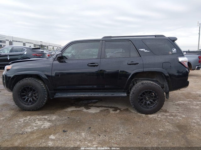 45023020 :رقم المزاد ، JTEPU5JR6M5930356 vin ، 2021 Toyota 4runner Trd Off Road مزاد بيع