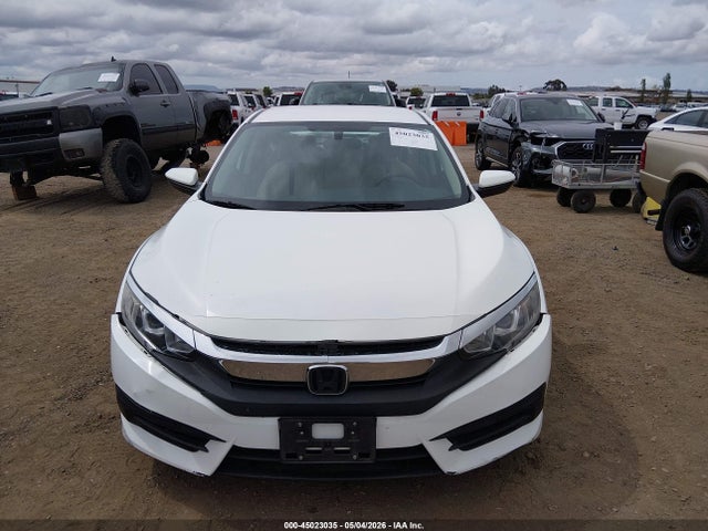 Продаж на аукціоні авто 2017 Honda Civic Lx, vin: 2HGFC2F56HH517179, номер лоту: 45023035