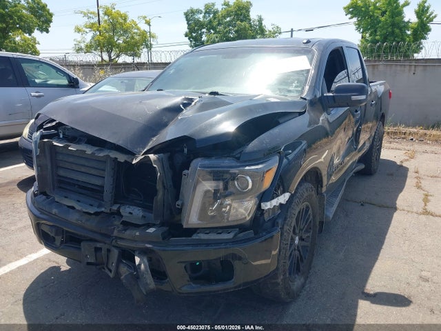 1N6AA1E62JN550161 Nissan TITAN SV