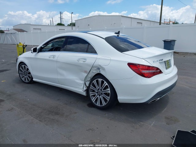 Продажа на аукционе авто 2018 Mercedes-benz Cla 250, vin: WDDSJ4EB1JN664132, номер лота: 45023093