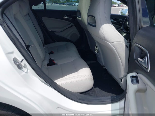 Продажа на аукционе авто 2018 Mercedes-benz Cla 250, vin: WDDSJ4EB1JN664132, номер лота: 45023093