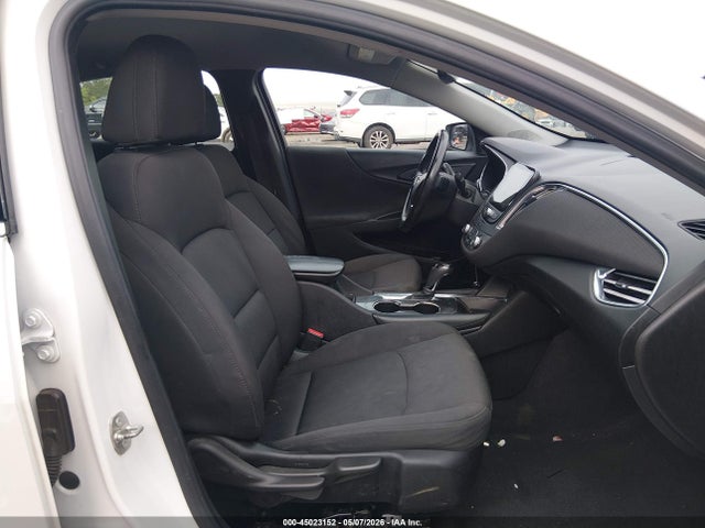 Продаж на аукціоні авто 2018 Chevrolet Malibu Lt, vin: 1G1ZD5ST4JF243799, номер лоту: 45023152