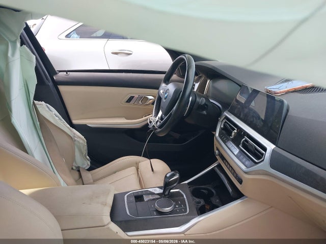 45023154 :رقم المزاد ، 3MW5R7J02L8B15239 vin ، 2020 Bmw 330i Xdrive مزاد بيع