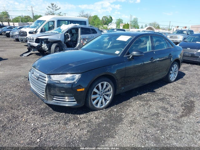 Продажа на аукционе авто 2017 Audi A4 2.0t Premium, vin: WAUANAF45HN046537, номер лота: 45023180