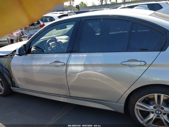 BMW 330I 2018 WBA8B9G57JNU58218 Image 15