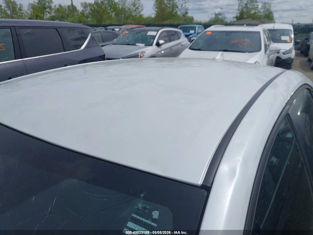 Продажа на аукционе авто 2022 Toyota Corolla Se, vin: 5YFS4MCE3NP138270, номер лота: 45023189
