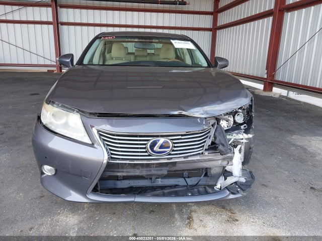 45023201 :رقم المزاد ، JTHBW1GG9D2026511 vin ، 2013 Lexus Es 300h مزاد بيع