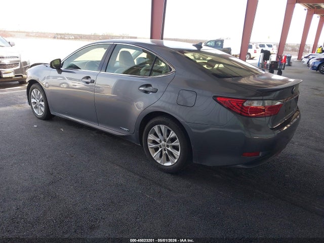 45023201 :رقم المزاد ، JTHBW1GG9D2026511 vin ، 2013 Lexus Es 300h مزاد بيع