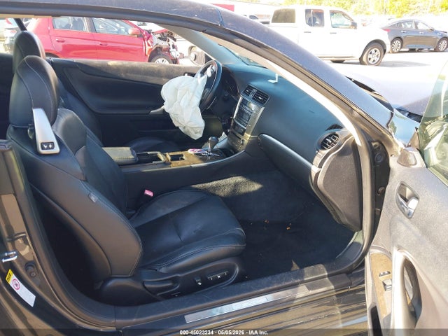 45023234 :رقم المزاد ، JTHFF2C23B2519356 vin ، 2011 Lexus Is 250c مزاد بيع