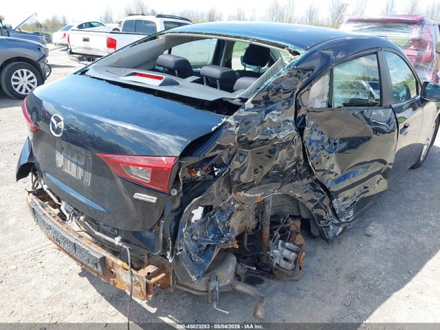 2016 Mazda Mazda3 I Sport მანქანა იყიდება აუქციონზე, vin: 3MZBM1U76GM250342, აუქციონის ნომერი: 45023253