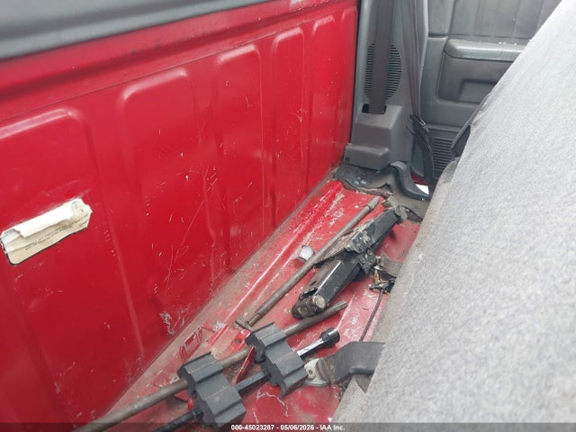 45023287 :رقم المزاد ، 1B7FL26P2TS551976 vin ، 1996 Dodge Dakota مزاد بيع