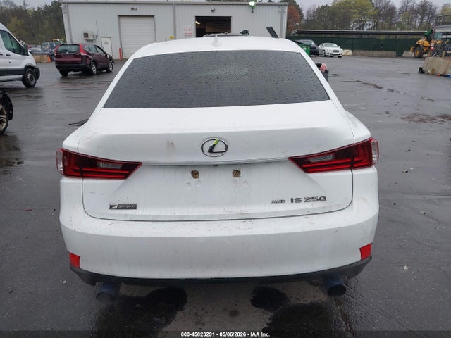 Продажа на аукционе авто 2015 Lexus Is 250, vin: JTHCF1D21F5023388, номер лота: 45023291