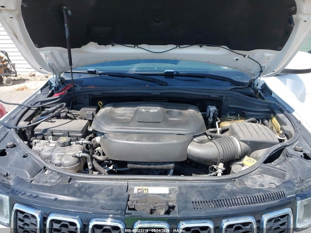 45023316 :رقم المزاد ، 1C4RJFAGXHC841837 vin ، 2017 Jeep Grand Cherokee Laredo 4x4 مزاد بيع