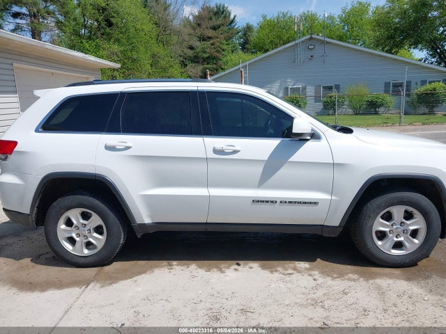 45023316 :رقم المزاد ، 1C4RJFAGXHC841837 vin ، 2017 Jeep Grand Cherokee Laredo 4x4 مزاد بيع