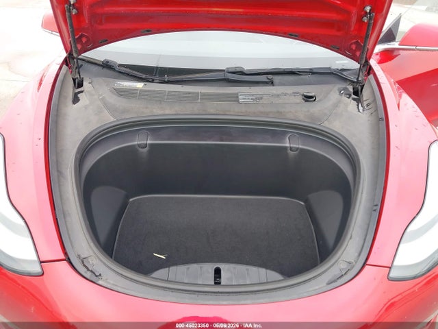 2018 Tesla Model 3 Long Range/mid Range მანქანა იყიდება აუქციონზე, vin: 5YJ3E1EA7JF030718, აუქციონის ნომერი: 45023350