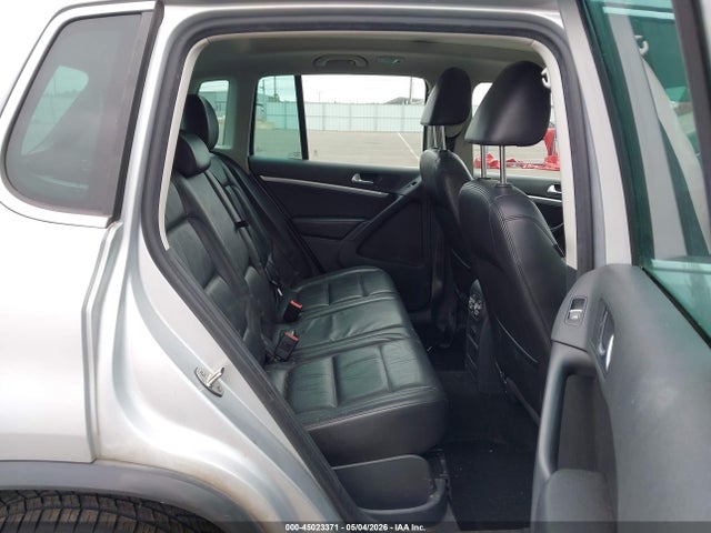 45023371 :رقم المزاد ، WVGBV3AX2DW595262 vin ، 2013 Volkswagen Tiguan Sel مزاد بيع