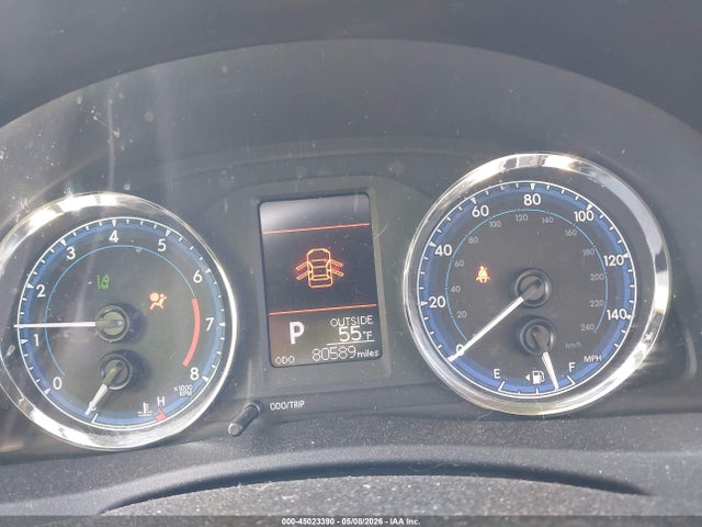 2T1BURHE8JC064750 Toyota COROLLA LE