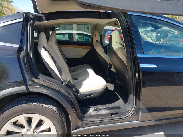 Aukcja sprzedaży 2018 Tesla Model X 100d/75d/p100d, vin: 5YJXCAE23JF104989, numer aukcji: 45023451
