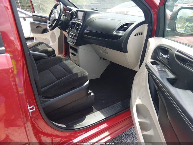 45023473 :رقم المزاد ، 2C4RDGBG8GR107571 vin ، 2016 Dodge Grand Caravan Se Plus مزاد بيع