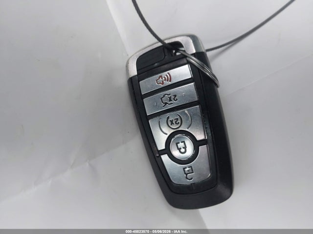 45023570 :رقم المزاد ، 3FA6P0D93KR116932 vin ، 2019 Ford Fusion Titanium مزاد بيع